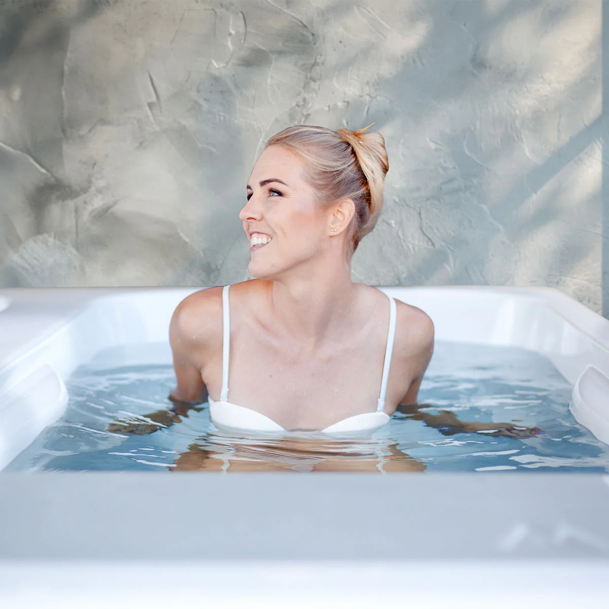 Wellis Iceland Duo - Kältetherapie und Whirlpool.