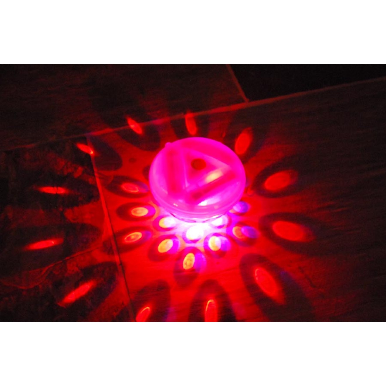 Whirlpool Tornado LED – schwimmender Lichtzauber
