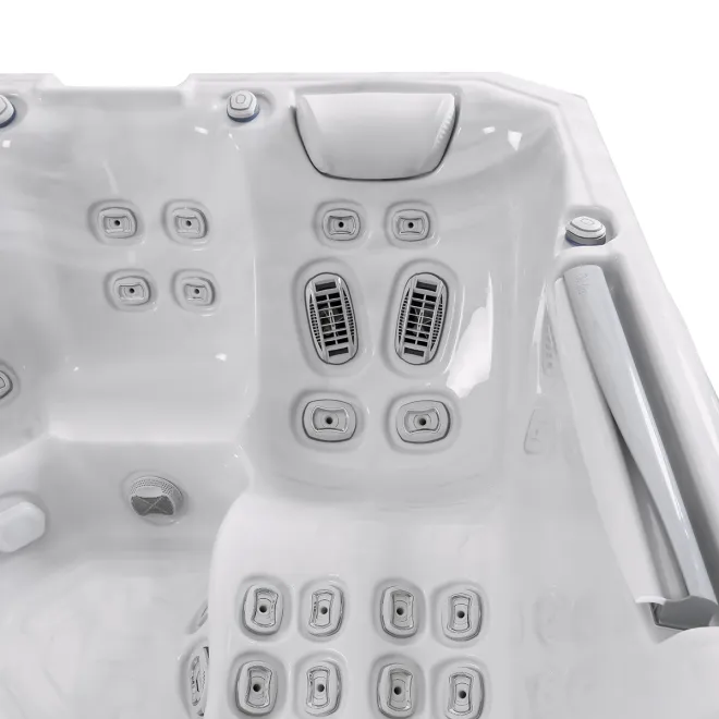 Wellis Whirlpool ATLAS DELUXE Life aus der Life Line Serie - sparsam im Verbrauch - Gross bei der Entspannung