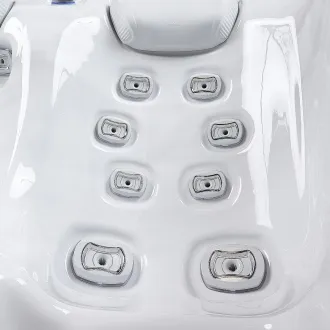 Wellis Whirlpool MAKALU Premium Life aus der Life Line Serie - der Familienwhirlpool von Wellis